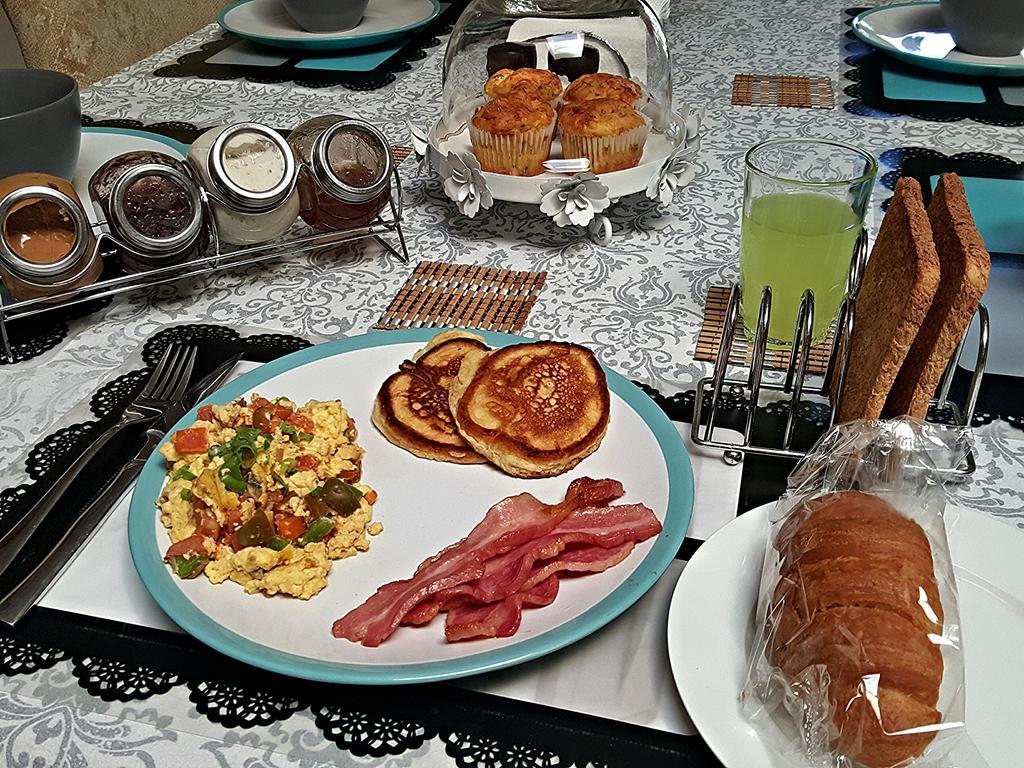 Midrand Guesthouse - Tasa Экстерьер фото