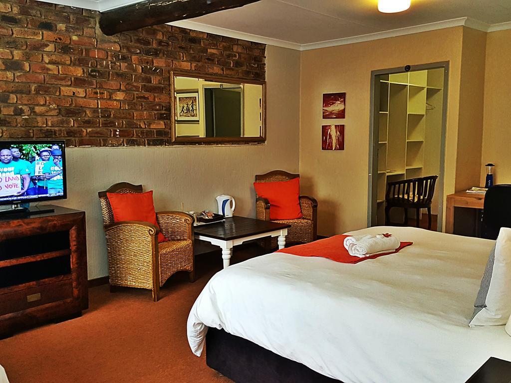 Midrand Guesthouse - Tasa Экстерьер фото