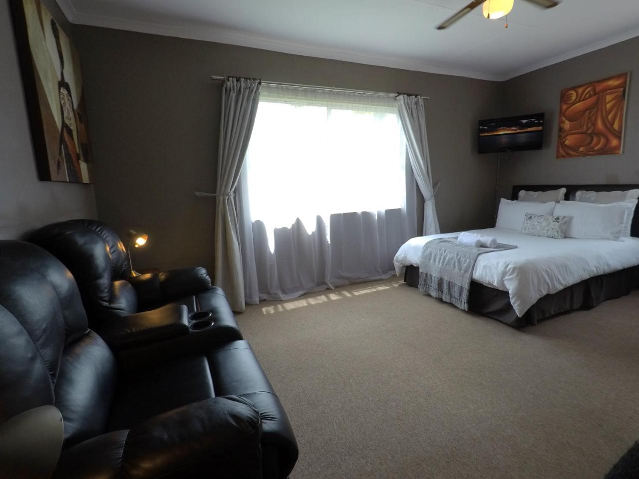 Midrand Guesthouse - Tasa Экстерьер фото